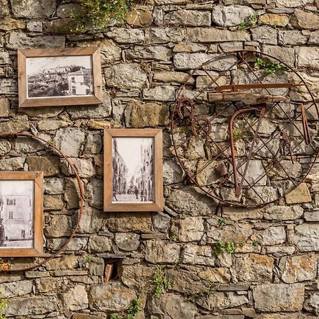 La Luna Nel Castello Vezzano Ligure Exteriér fotografie